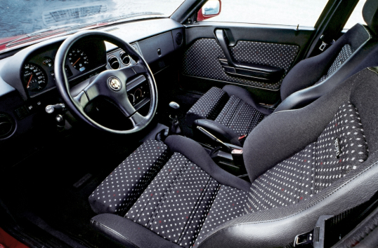 Interior Alfa Romeo 33 S 16v Quadrifoglio Permanent 4 907 1991 92