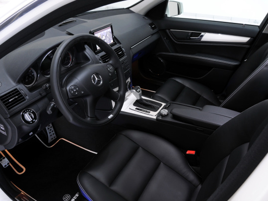 Interior Brabus Mercedes Benz C Klasse W4 07