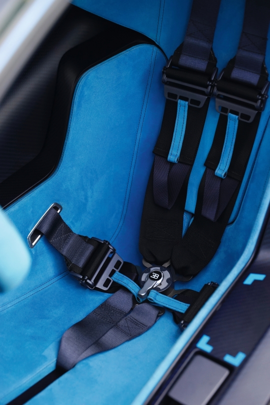 Interior Bugatti Vision Gran Turismo 15