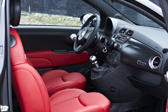 Interior Fiat 500 Matt Black 10 12