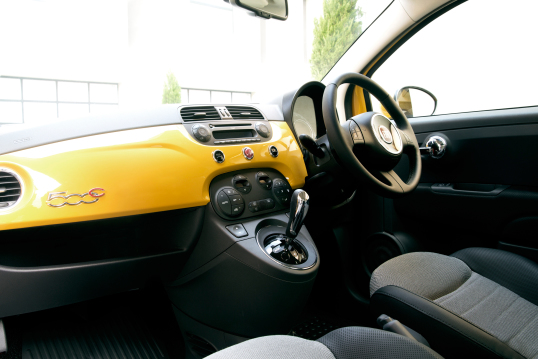 Interior Fiat 500c Au Spec 10 15