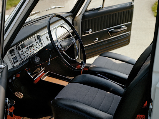 Interior Polski Fiat 125p 1968 73