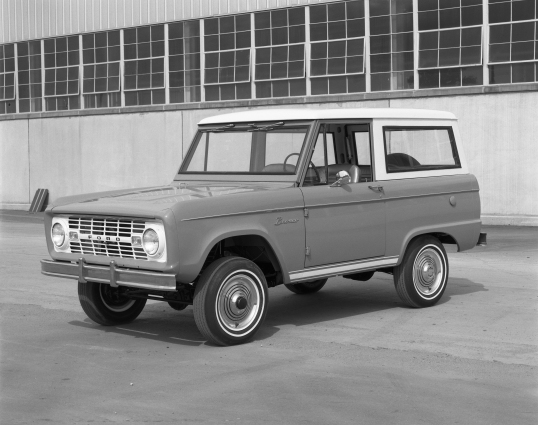 1966 Ford Bronco Wagon U15