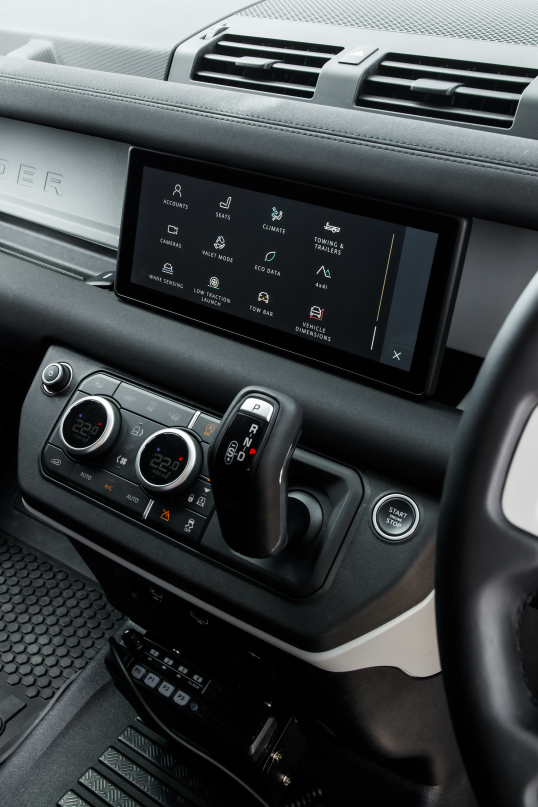 Interior Land Rover Defender 110 P400 Hse Za Spec 2020