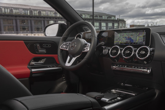 Interior 21 Mercedes Benz Gla 250 Amg Line North America H247