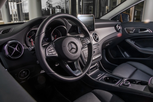 Interior 18 Pr Mercedes Benz Gla 250 4matic North America X156 17 Pr