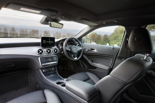 Interior Mercedes Benz Gla 250 4matic Au Spec X156 17 Pr