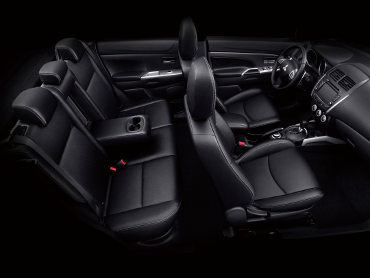 Interior Mitsubishi Asx China 2016 18