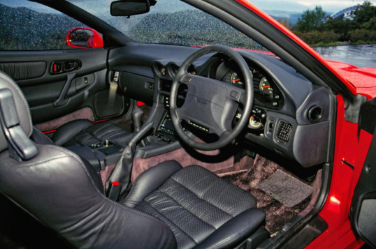 mitsubishi 3000gt interior