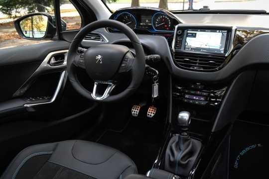 Interior Peugeot 2008 Crossway 2017 19