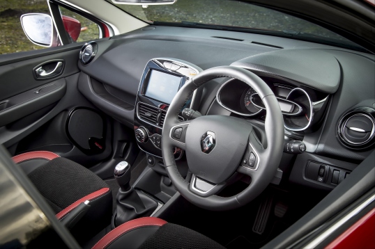 Interior Renault Clio Uk Spec 16 19