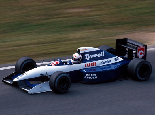 Tyrrell 0b 1992