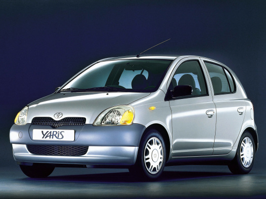Yaris 5-door '1999–2003