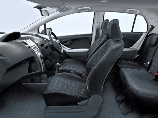 Interior Toyota Yaris Spirit 5 Door Za Spec 05 09