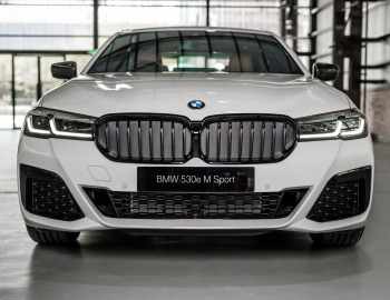 All pictures of BMW 5 Sedan (G30)