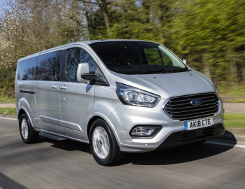 ford tourneo custom lwb