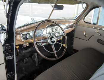 1948 plymouth special deluxe interior