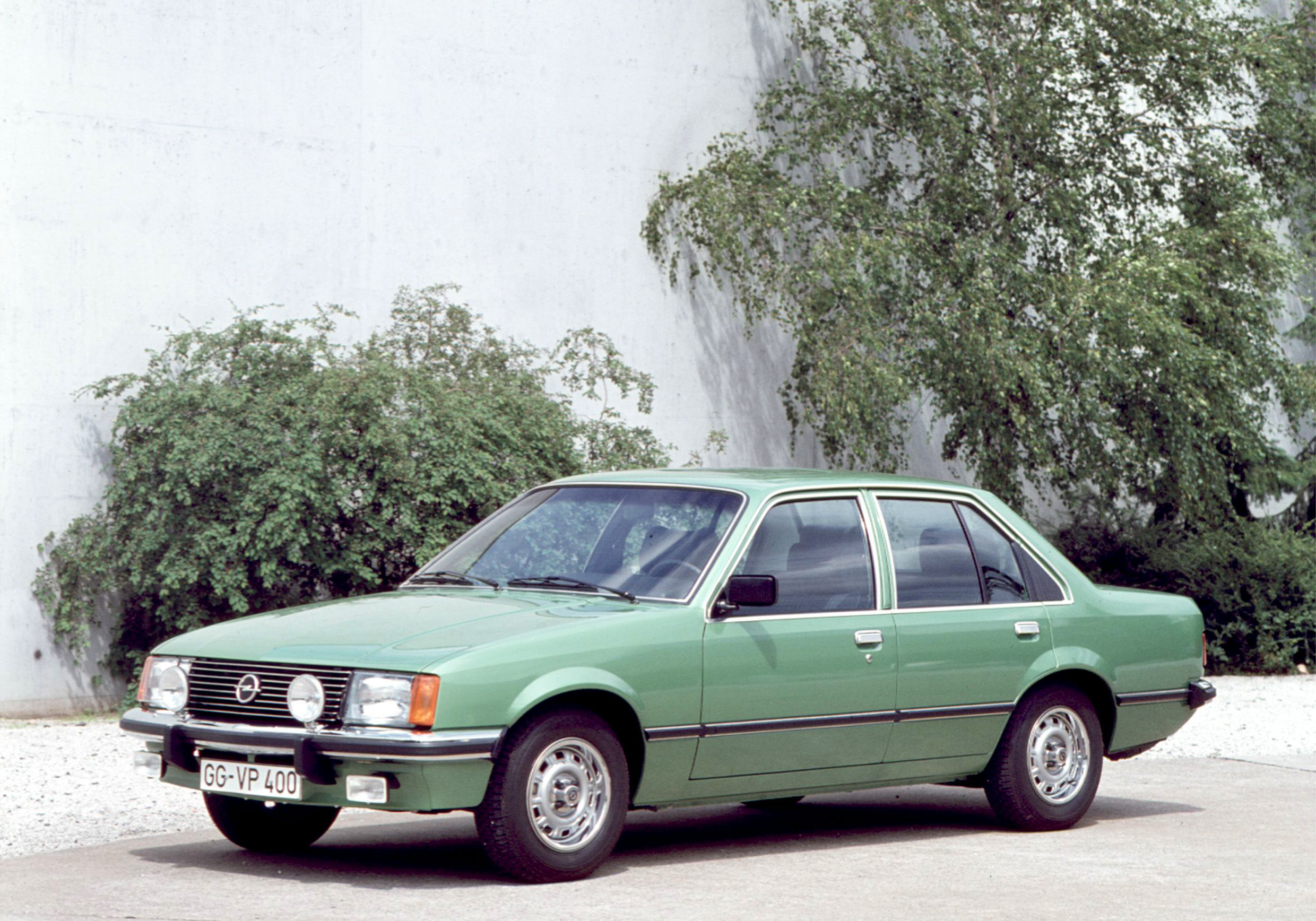 Opel Rekord Berlina 2 Door Sedan E1 1980